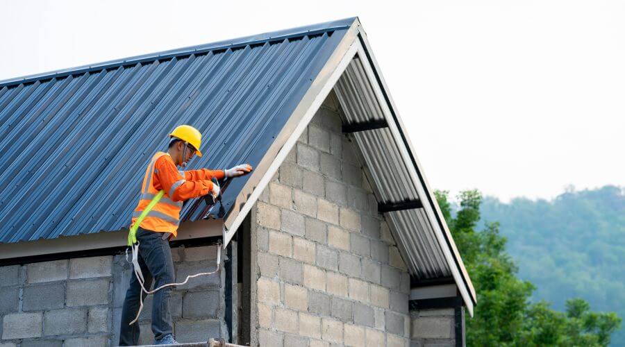 Professional residential roofers in Holliday, TX